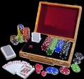 Купить Набор для покера в кейсе, 28х24х6 см (200 фишек)